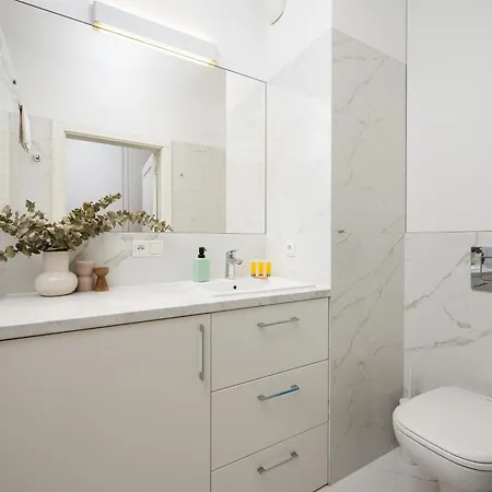 Ogrodowa Peaceful By Bookinghost * ワルシャワ